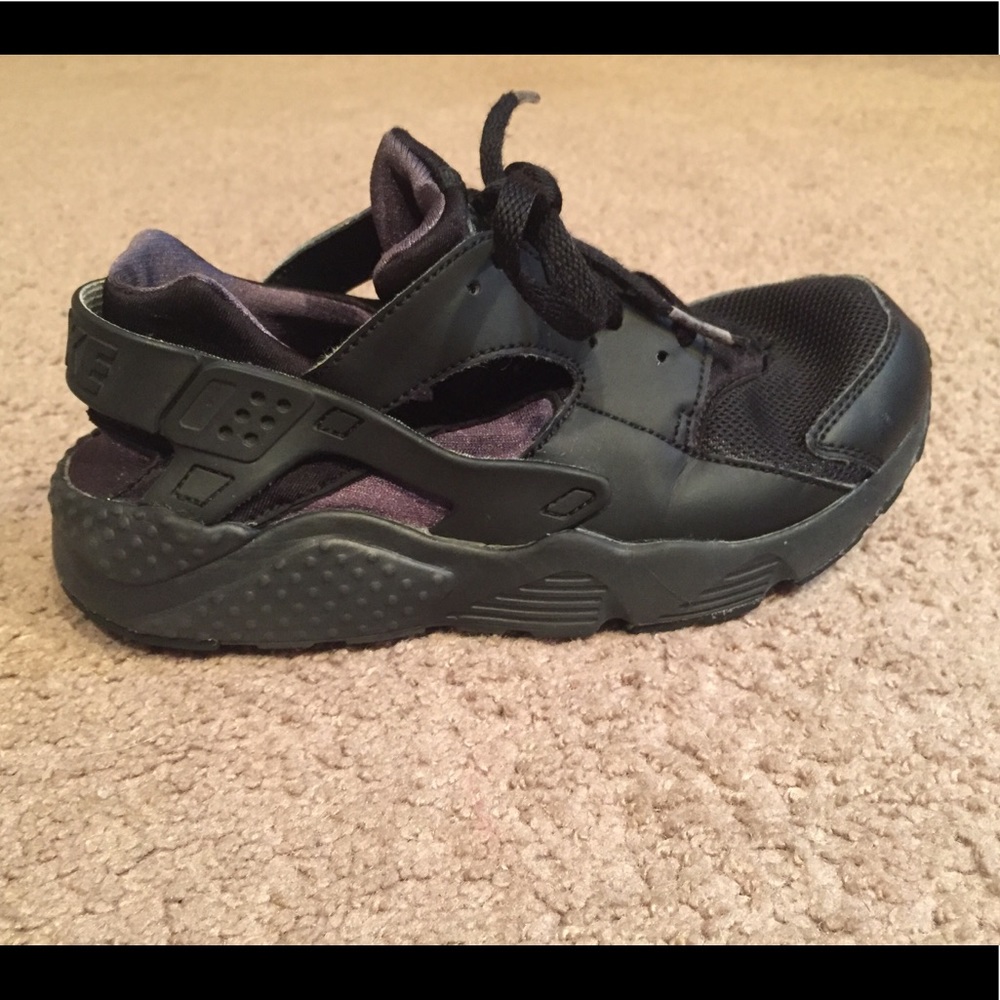 Boy’s Nike Huarache